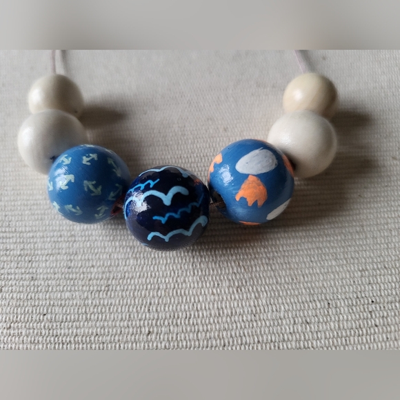 New handmade Necklace and earrings set - Picture 6 of 8